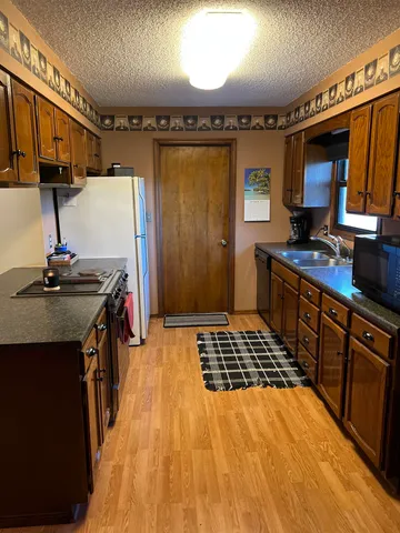 $209,000 | 2 Lakeridge Drive, Arkansas City, KS 67005