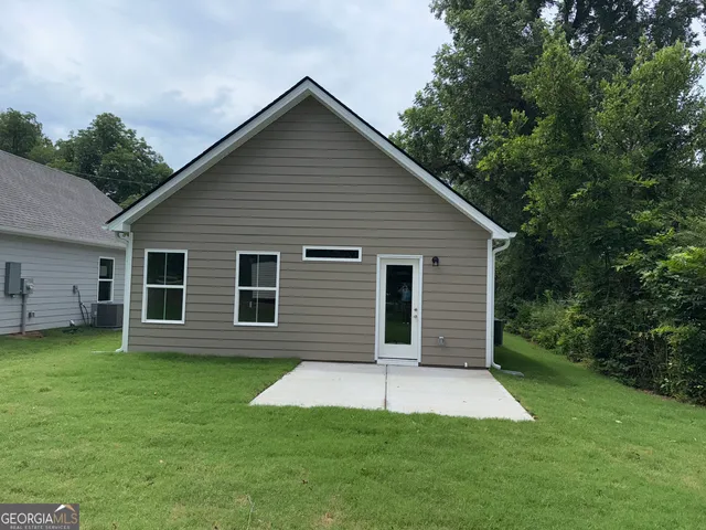 $179,900 | 900 B Parkway North, LaGrange, GA 30240