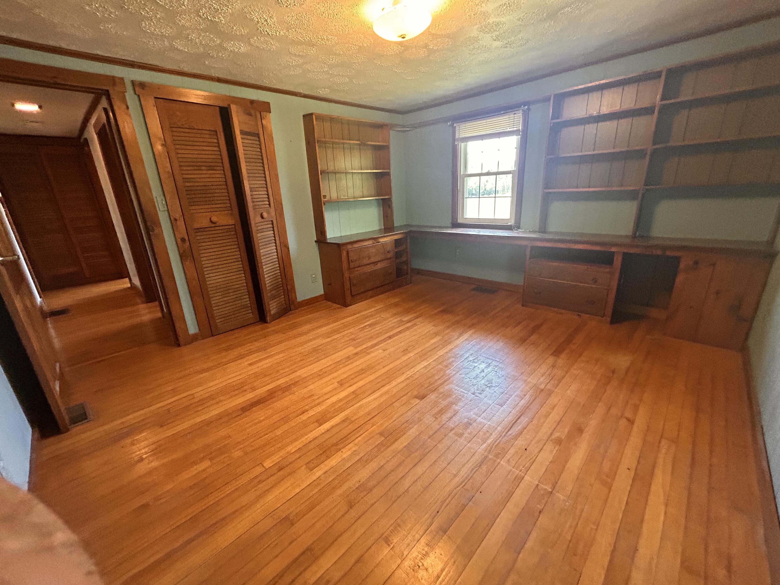 354 Brown Road Pownal, ME 04069 - Photo 18 of 35 IMG_4148