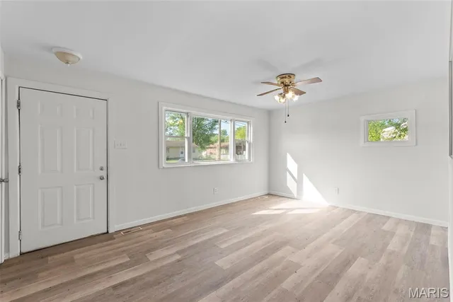 $129,900 | 223 Cool Valley Drive, Fenton, MO 63026