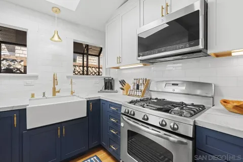 $1,349,900 | 3725 Crane Place, San Diego, CA 92103