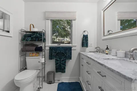 $1,349,900 | 3725 Crane Place, San Diego, CA 92103