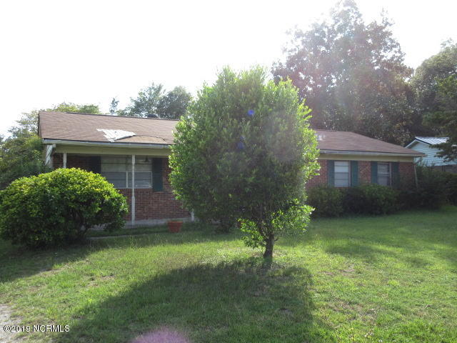 26 Stoney Road Castle Hayne, NC 28429 - Photo 2 of 17 Left Side View