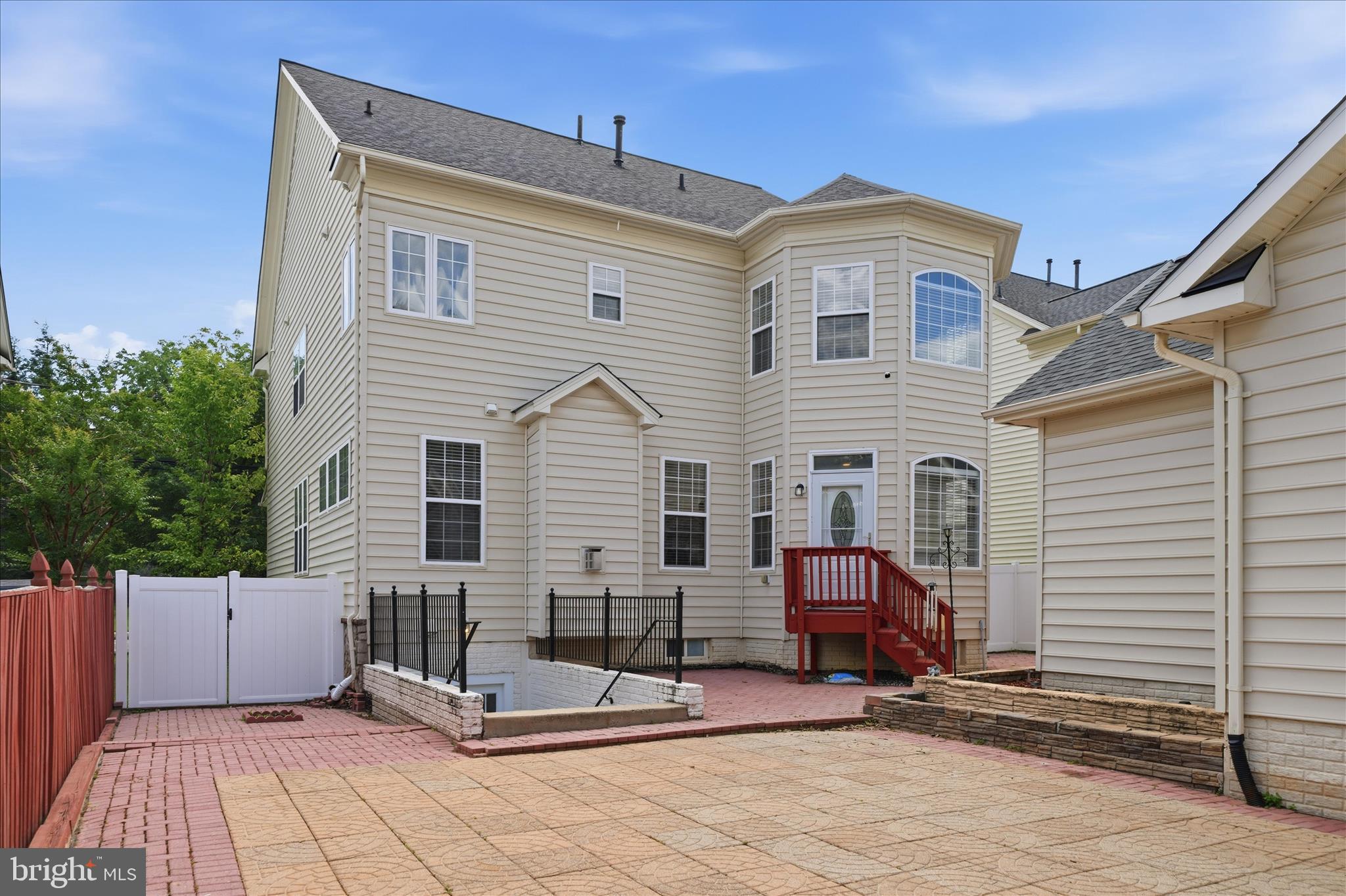 23121 Frederick Road Clarksburg, MD 20871 - Photo 38 of 48 Exterior Back