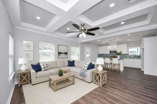 $1,950 | 414 North 4th Street, Beasley, TX 77417