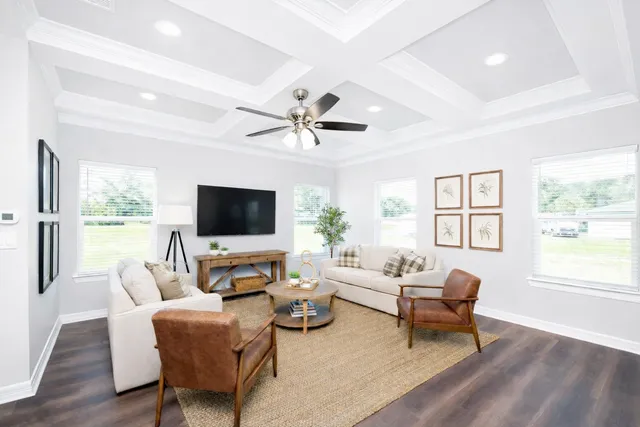 $1,950 | 414 North 4th Street, Beasley, TX 77417