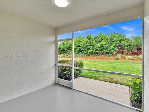 $2,425 | 8 Key W Court, Unit 8, Weston, FL 33326