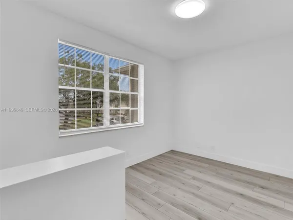 $2,425 | 8 Key W Court, Unit 8, Weston, FL 33326