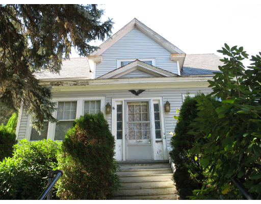 12 Victoria Avenue Worcester, MA 01607 - Photo 1 of 3 Gallery Image 1