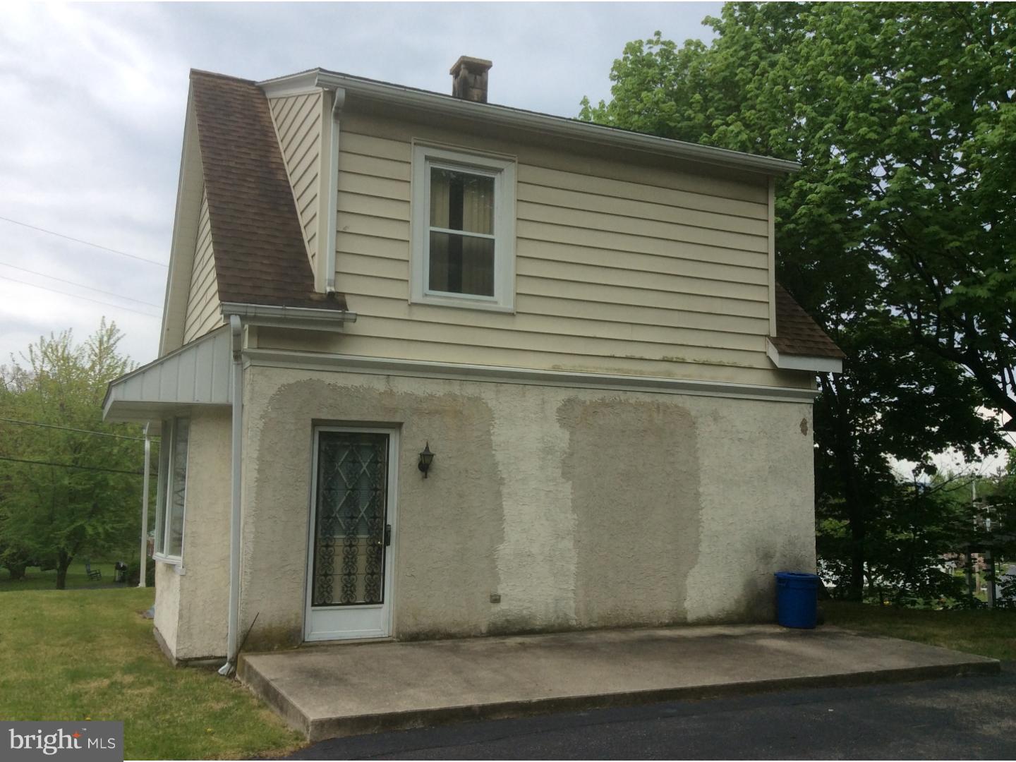 1719 Frush Valley Road Temple, PA 19560 - Photo 4 of 17