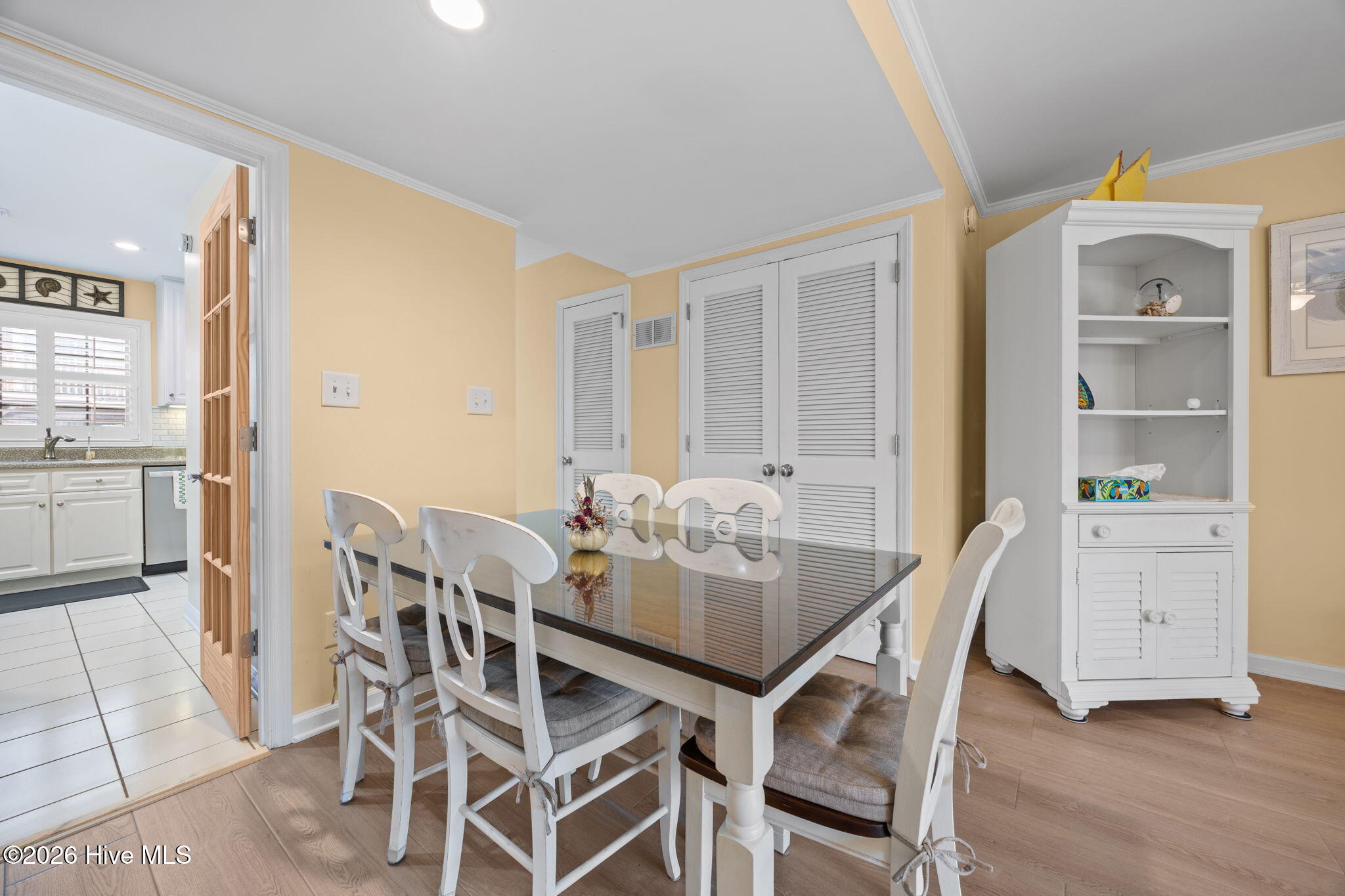 277 Salter Path Road, Unit 63 Pine Knoll Shores, NC 28512 - Photo 13 of 31 Dining Area