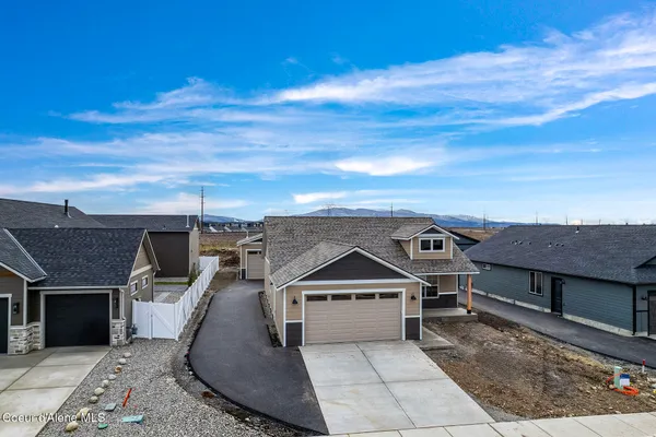 $651,900 | 8892 West Swather Avenue, Rathdrum, ID 83858