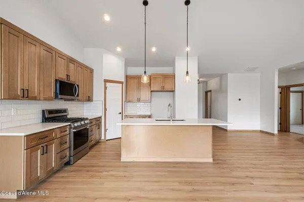 $651,900 | 8892 West Swather Avenue, Rathdrum, ID 83858