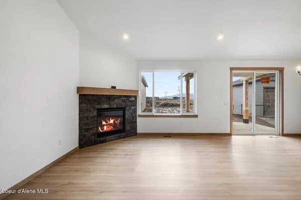 $651,900 | 8892 West Swather Avenue, Rathdrum, ID 83858