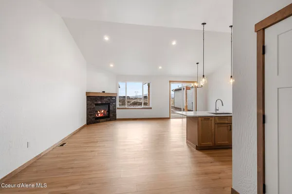 $651,900 | 8892 West Swather Avenue, Rathdrum, ID 83858