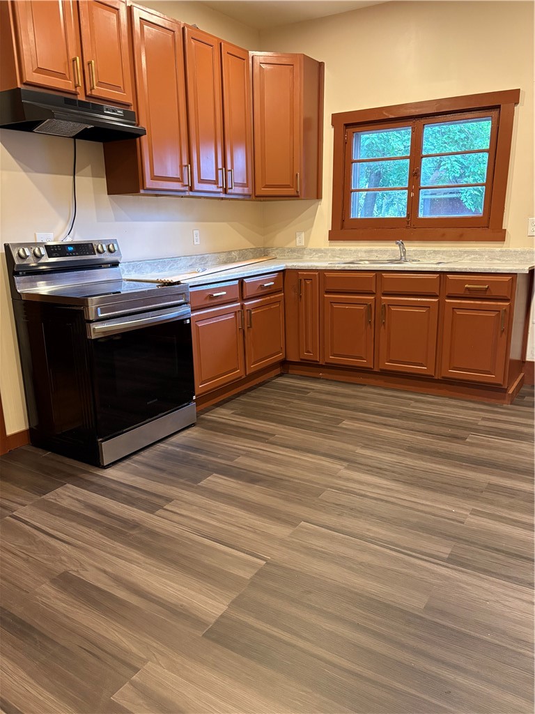 268 Lyndhurst Street Rochester, NY 14605 - Photo 8 of 13 Gallery Image 8