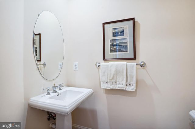 $1,835,000 | 1444 Harvest Crossing Drive, McLean, VA 22101