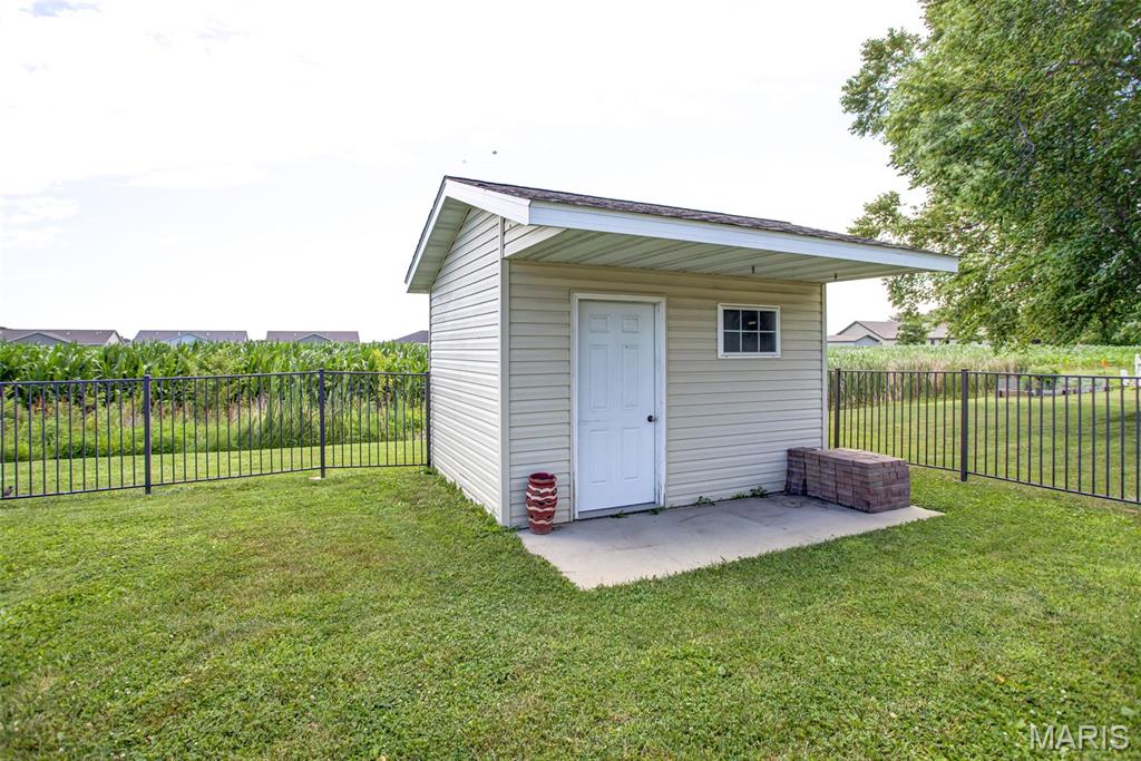 95 Sunbeam Drive Highland, IL 62249 - Photo 41 of 46