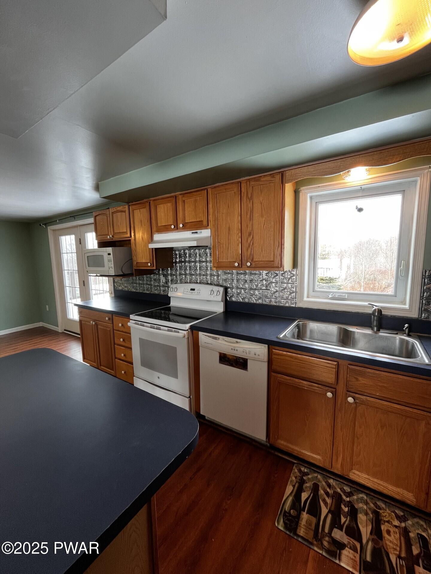 4031 State Rte 2023 Union Dale, PA 18470 - Photo 5 of 45