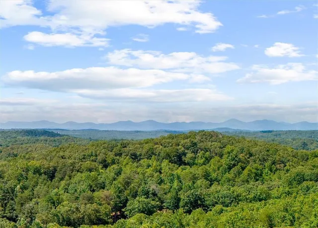 $725,000 | 5739 Ridgewater Circle, Gainesville, GA 30506