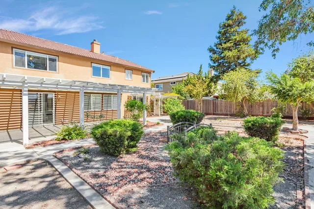 $899,000 | 1048 Stillspring Drive, Vacaville, CA 95687