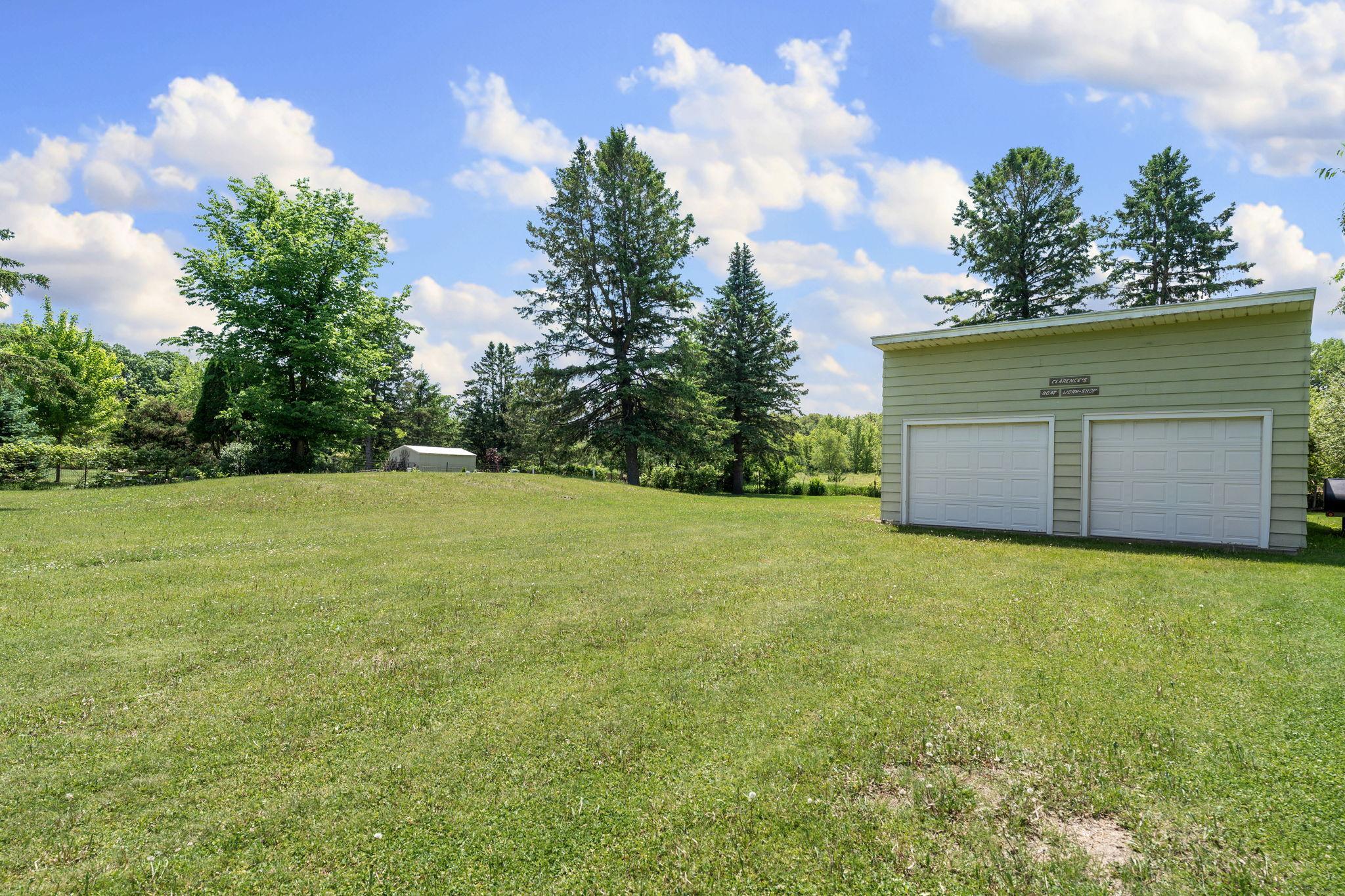 58413 220 Street Austin, MN 55912 - Photo 12 of 38