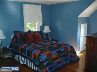 4 Gilpin Road Willow Grove, PA 19090 - Photo 6 of 12 Bedroom - Main