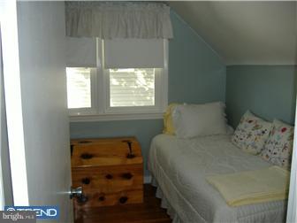 4 Gilpin Road Willow Grove, PA 19090 - Photo 8 of 12 Bedroom 3