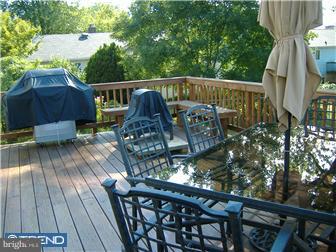 4 Gilpin Road Willow Grove, PA 19090 - Photo 10 of 12 Exterior Back