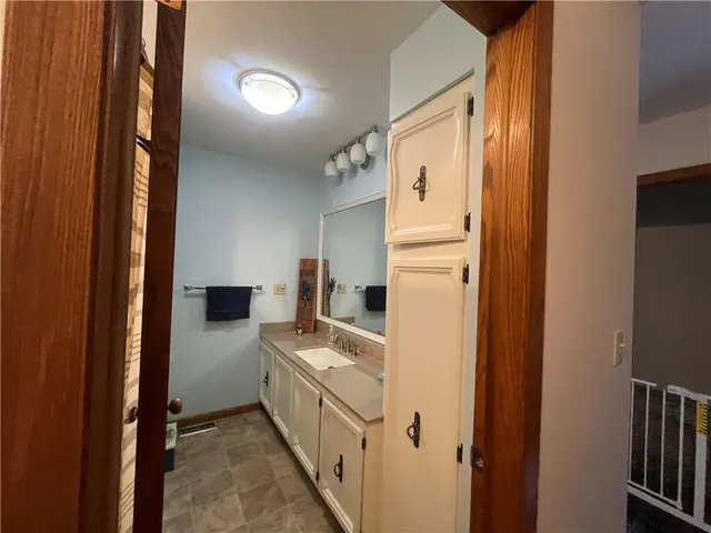 $399,000 | 1211 North 6th Street, Hiawatha, KS 66434