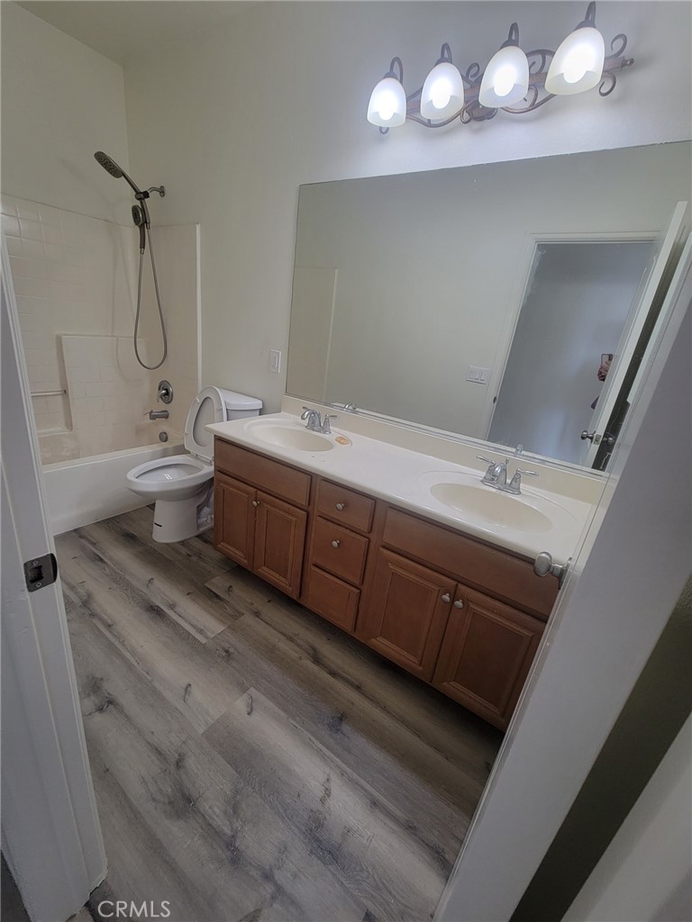 8107 Cambria Circle Stanton, CA 90680 - Photo 9 of 18