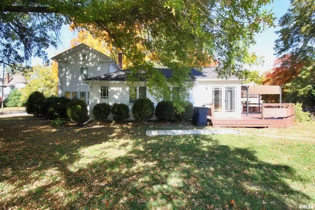 $189,000 | 903 East 2nd Avenue, Monmouth, IL 61462