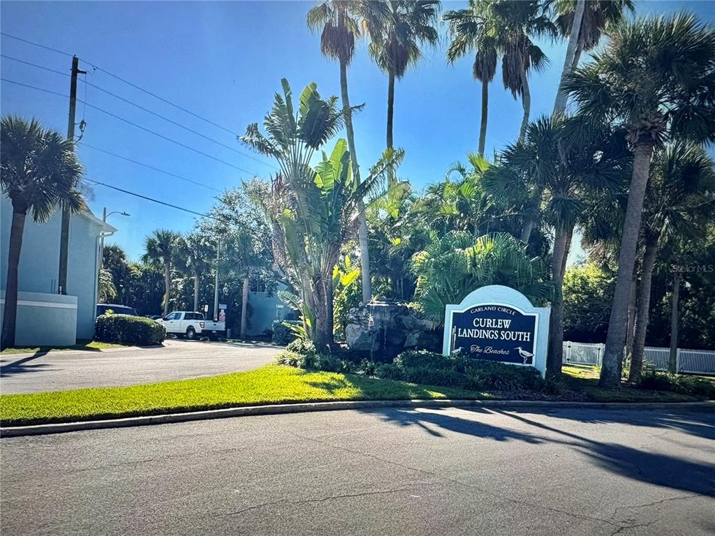 629 Garland Circle Indian Rocks Beach, FL 33785 - Photo 3 of 27