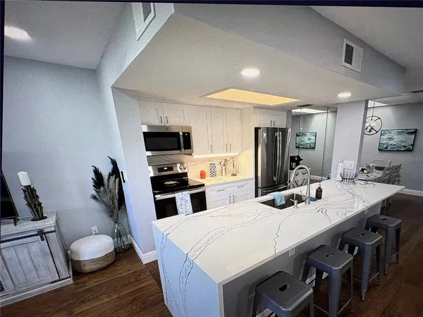 $5,500 | 629 Garland Circle, Indian Rocks Beach, FL 33785