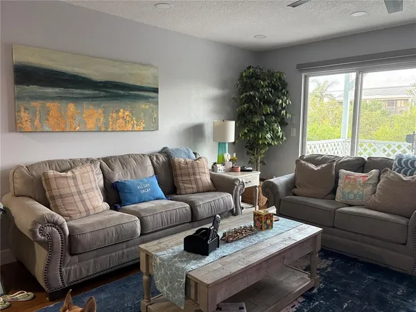 $5,500 | 629 Garland Circle, Indian Rocks Beach, FL 33785
