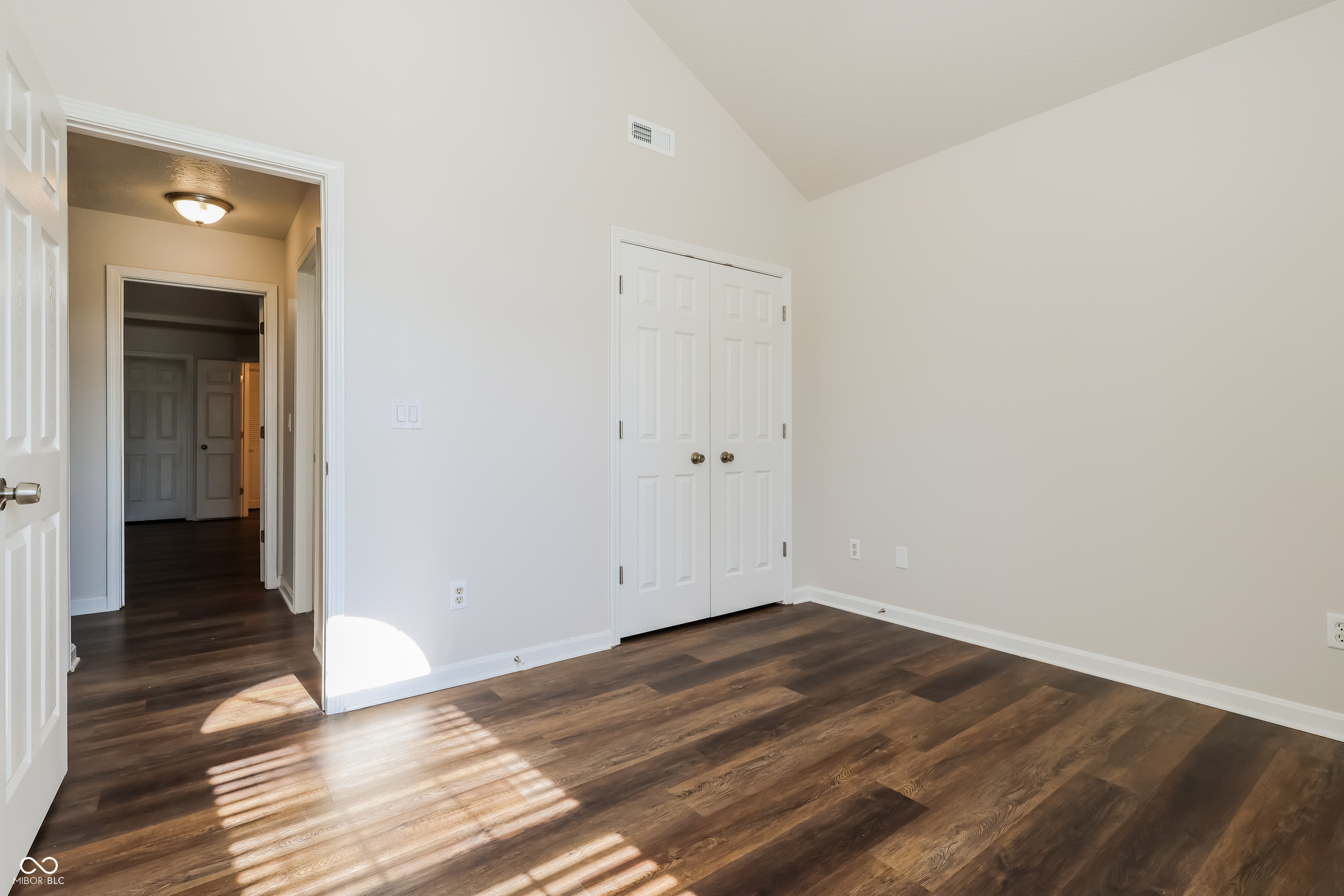 4510 Brandon Circle Sellersburg, IN 47172 - Photo 11 of 16