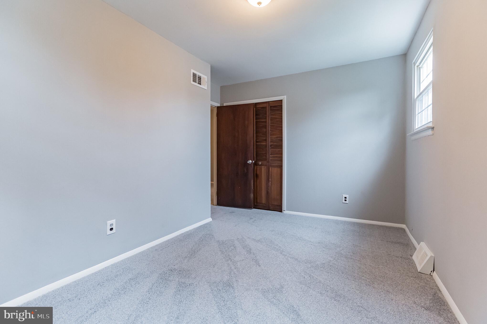 830 Avon Road Philadelphia, PA 19116 - Photo 22 of 28