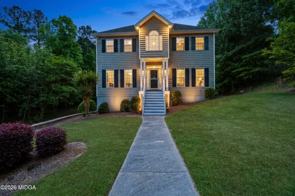 $295,000 | 317 Hillridge Cove, Lizella, GA 31052