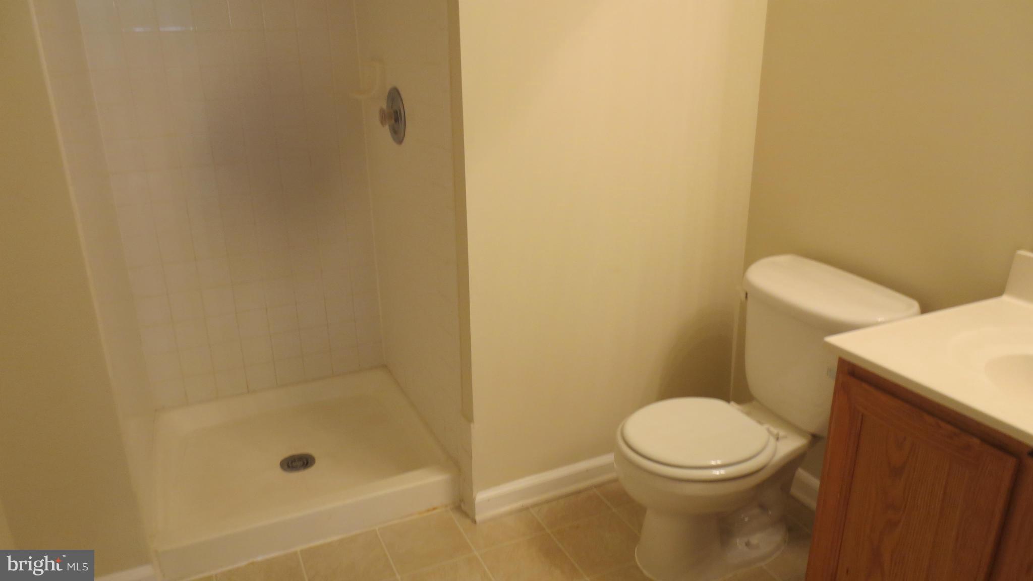 17000 Hughes Road Poolesville, MD 20837 - Photo 5 of 20 Bath