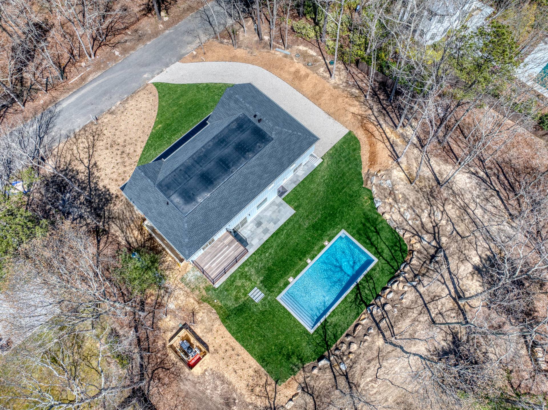 18 Barnes Avenue East Hampton, NY 11937 - Photo 28 of 35 a view of a back yard of the house