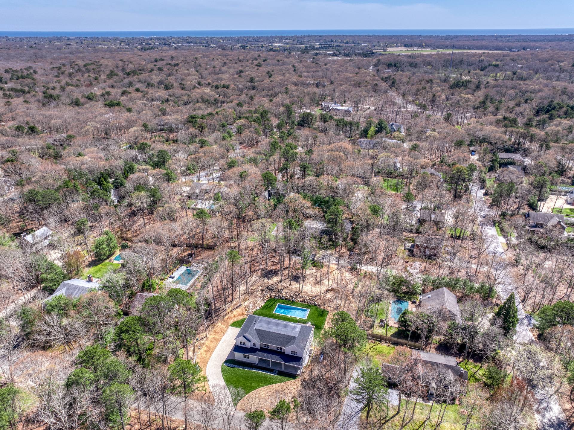 18 Barnes Avenue East Hampton, NY 11937 - Photo 31 of 35 a view of a outdoor space