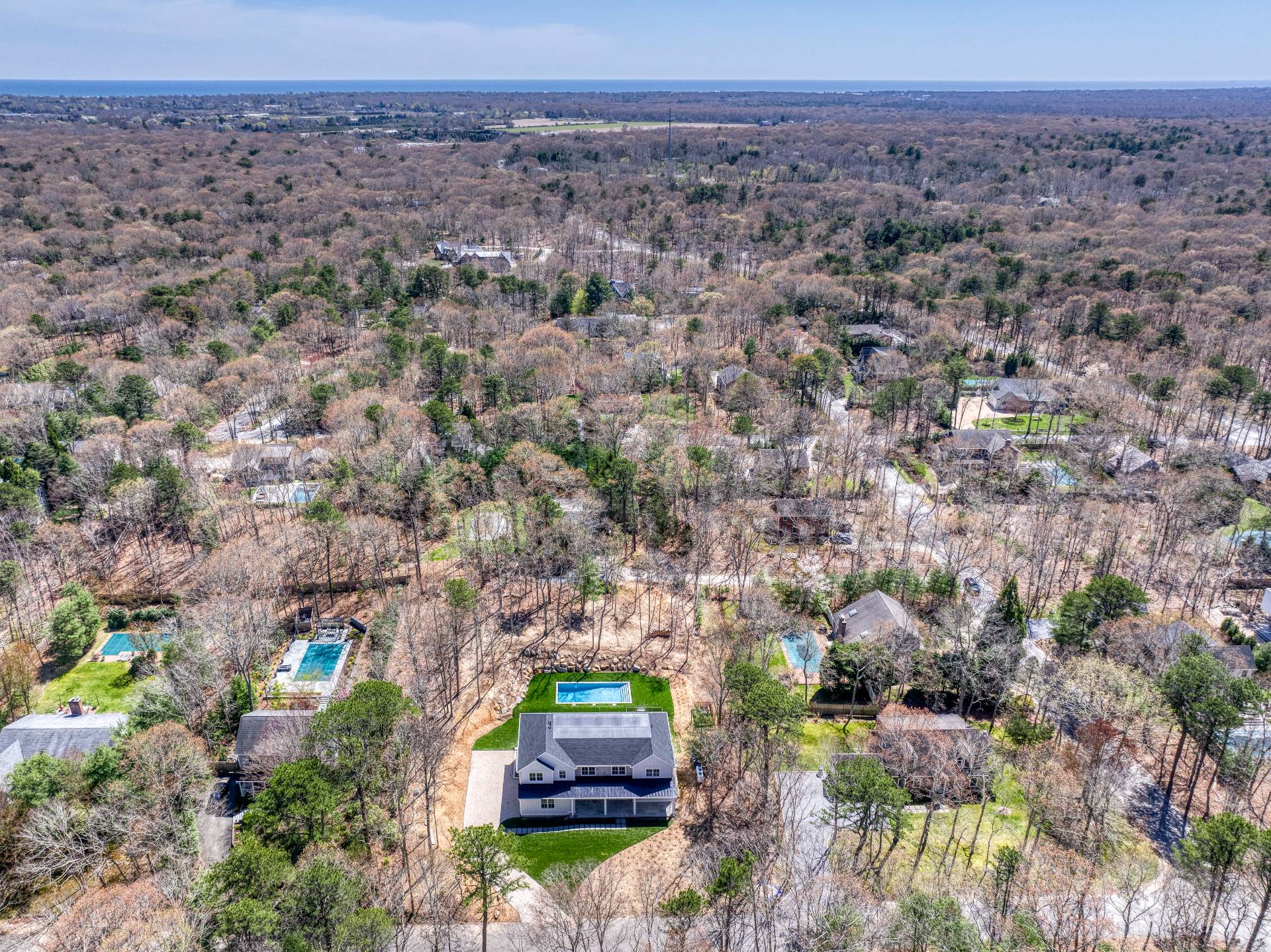 18 Barnes Avenue East Hampton, NY 11937 - Photo 33 of 35 a view of a city