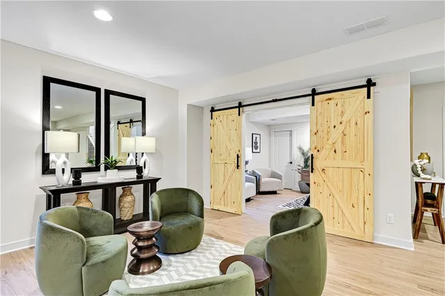 $771,050 | 25047 West 98th Place, Lenexa, KS 66227