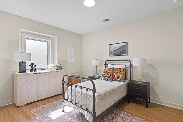 $771,050 | 25047 West 98th Place, Lenexa, KS 66227