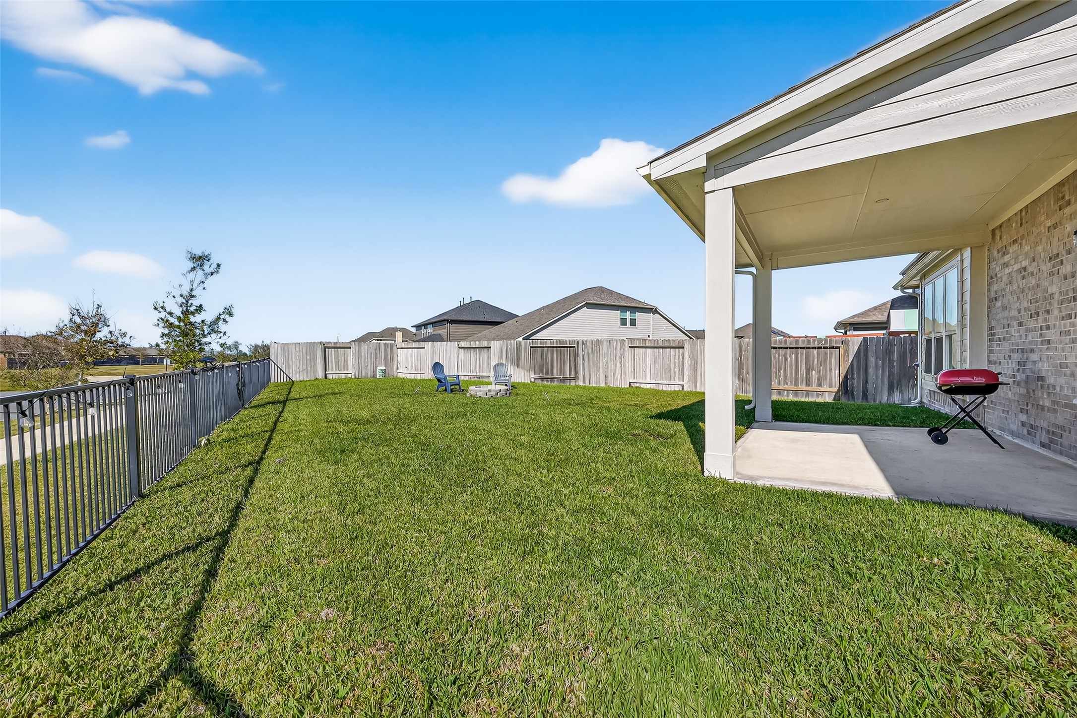 1601 Darwin Cedar Drive Rosharon, TX 77583 - Photo 41 of 44