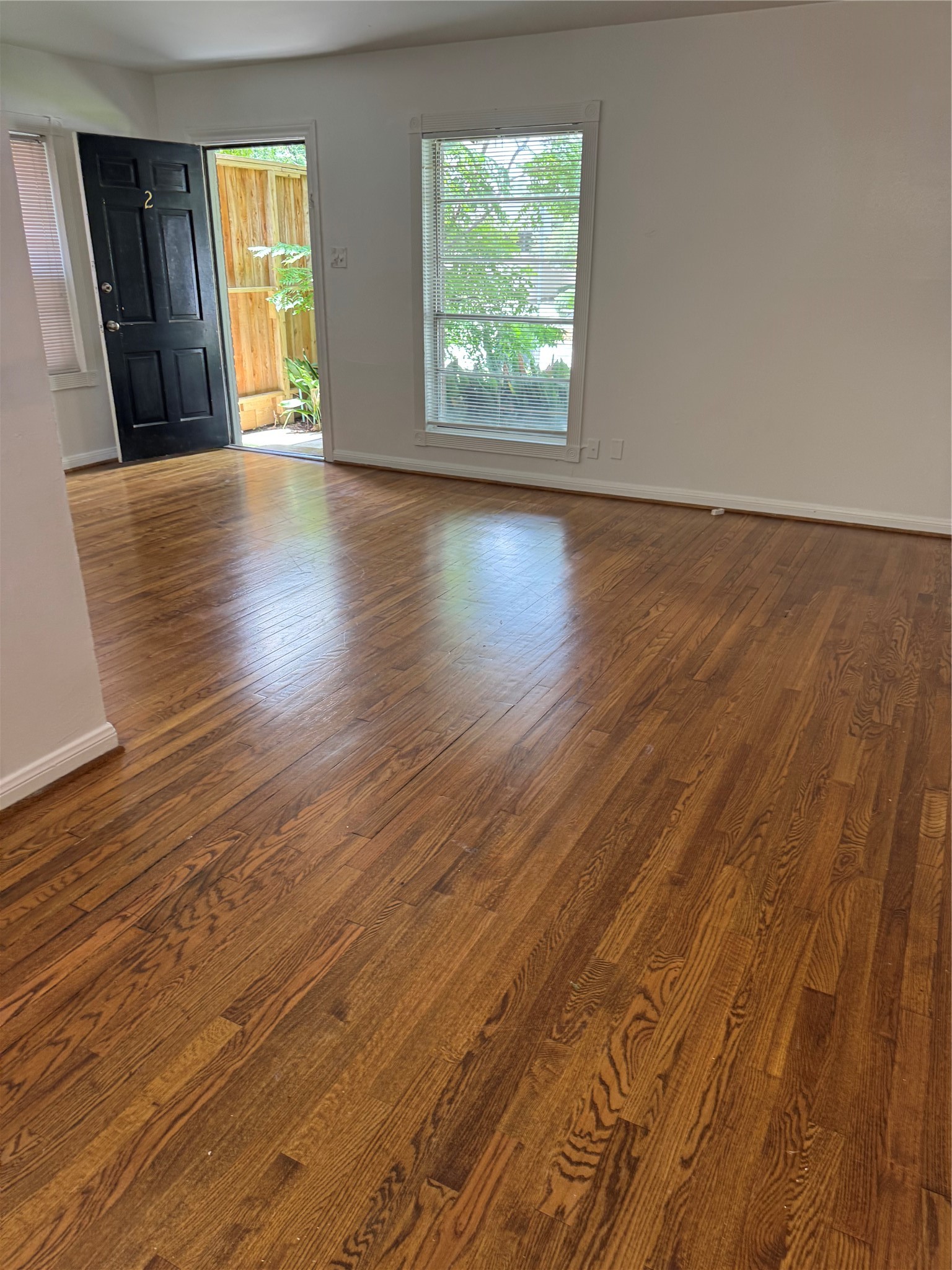 2245 Welch Street, Unit 2 Houston, TX 77019 - Photo 2 of 16