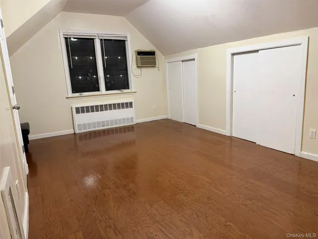 $2,600 | 70-19 164th Street | Flushing Heights