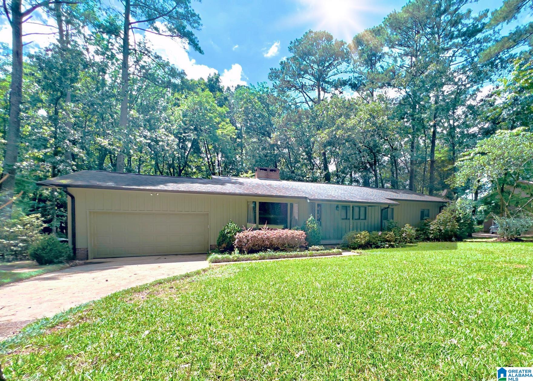 521 Ralph Avenue Gadsden, AL 35905 - Photo 1 of 52