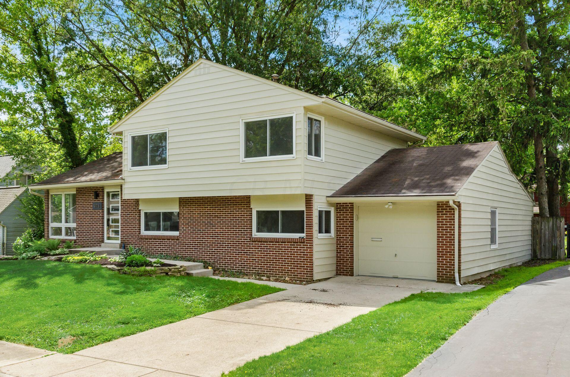 973 Bernard Road Columbus, OH 43221 - Photo 3 of 33 003_ Rd Columbus OH 43221 USA