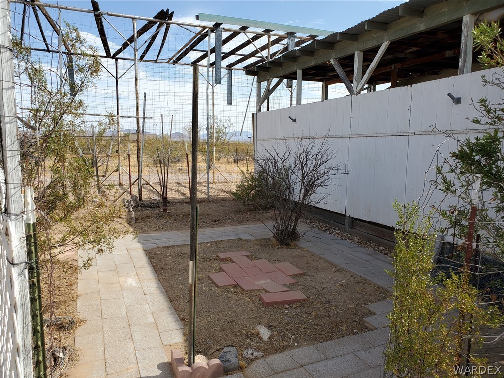 553 South Elfrida Road Golden Valley, AZ 86413 - Photo 18 of 44 Gallery Image 18